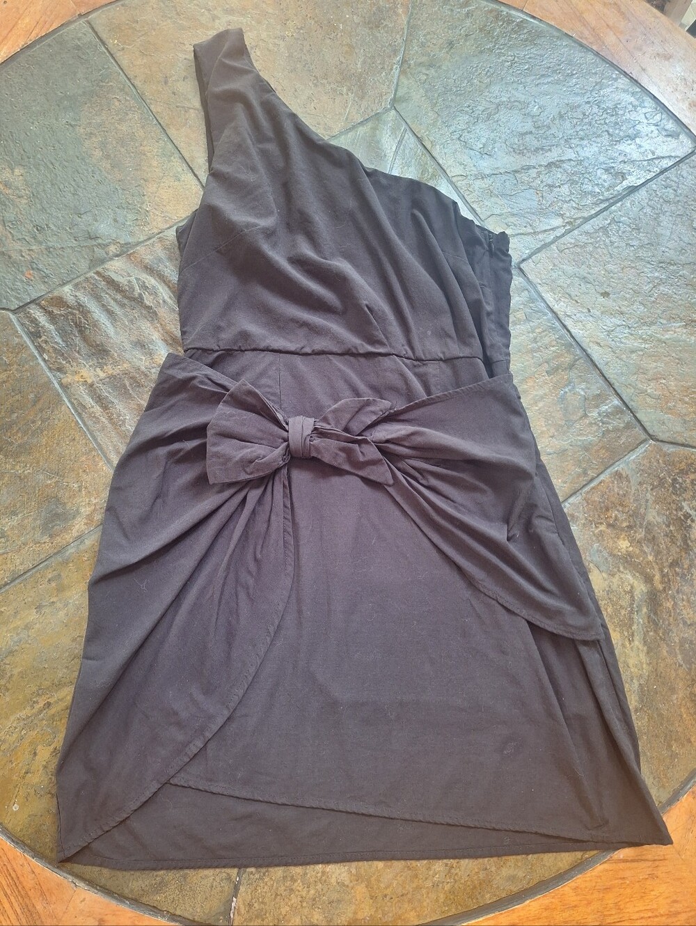 Lulu's One-Shoulder Black Bow-Waist Dress